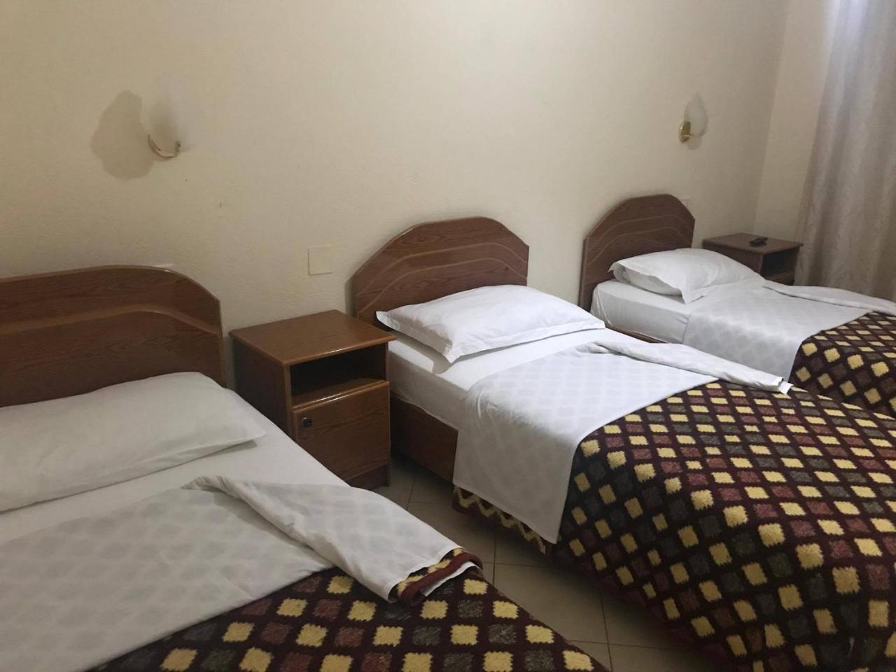 Hotel Belvedere Pogradec Bagian luar foto