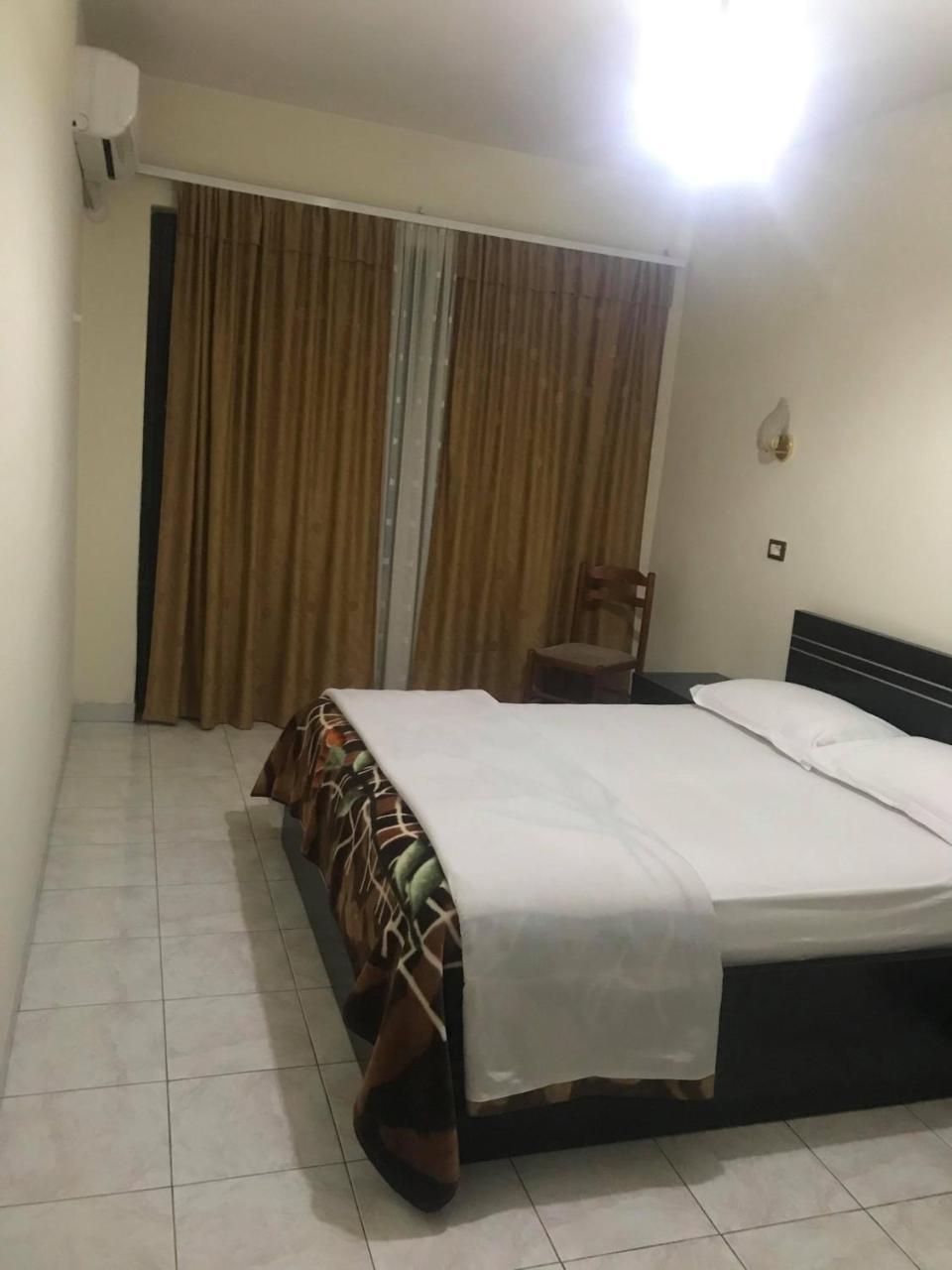 Hotel Belvedere Pogradec Bagian luar foto